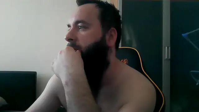 LondonMan1988 online show from February 2026 10:38:02 AM