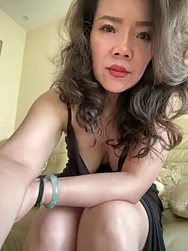anna yngs online show from May 2026 04:08:02 AM