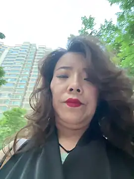 anna yngs online show from June 2026 12:22:01 PM