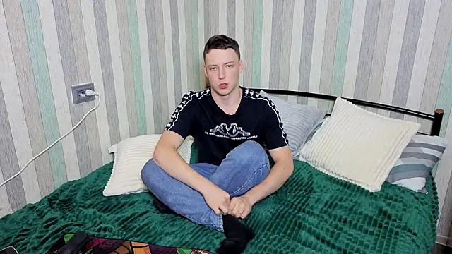 Emily0303 online show from September 2025 06:20:01 PM