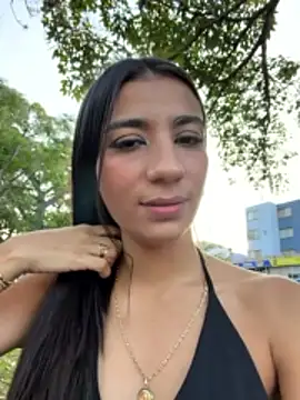 -juicy  online show from February 2026 10:15:01 PM