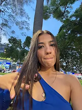 -juicy  online show from April 2026 11:09:02 PM