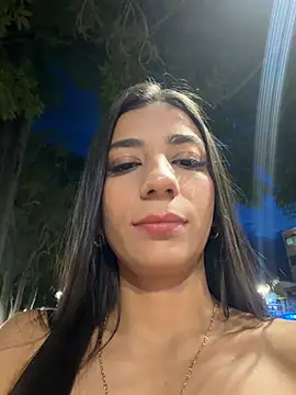 -juicy  online show from May 2026 11:34:01 PM