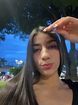 -juicy  online show from July 2026 11:22:01 PM