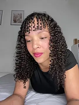 Yasmin777  online show from April 2026 12:16:01 AM