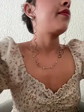 Yasmin777  online show from May 2026 05:32:01 PM