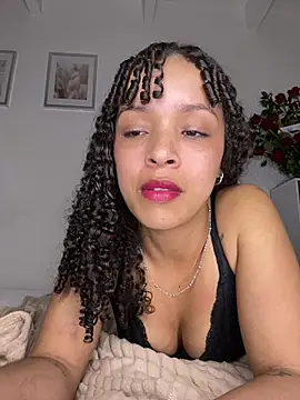 Yasmin777  online show from May 2026 05:03:02 AM