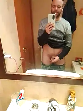 Snapshot of manchego85 chatting on November 2025 08:53:02 PM manchego85 online show from November 2025 08:53:02 PM