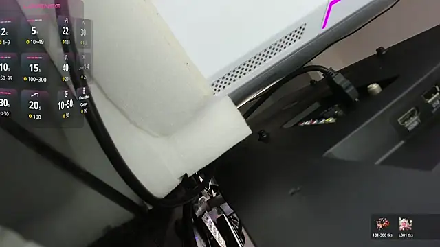 blue wxw online show from December 2025 05:50:02 AM