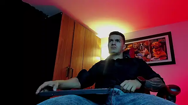 ALPHA DOMINUS  online show from December 2025 03:58:02 AM