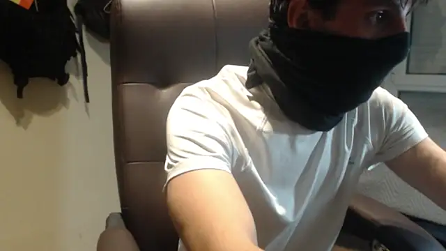 kikelargo22 online show from July 2026 11:07:02 PM