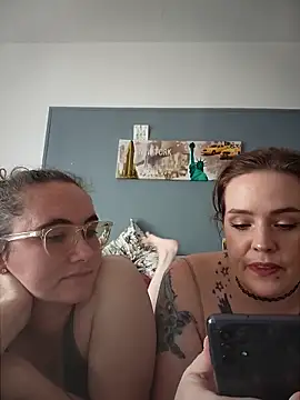 Snapshot of AndHerXO chatting on March 2026 02:53:01 PM AndHerXO online show from March 2026 02:53:01 PM