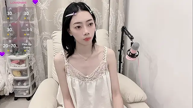 Snapshot of tuantuanle chatting on March 2026 01:58:02 PM tuantuanle online show from March 2026 01:58:02 PM