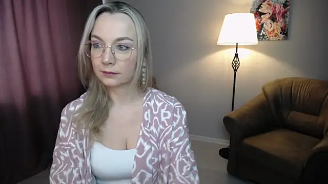 Ava Elior online show from February 2026 11:10:01 AM