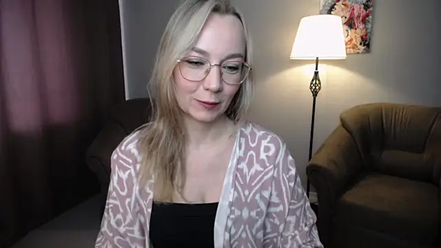 Ava Elior online show from May 2026 10:53:02 AM