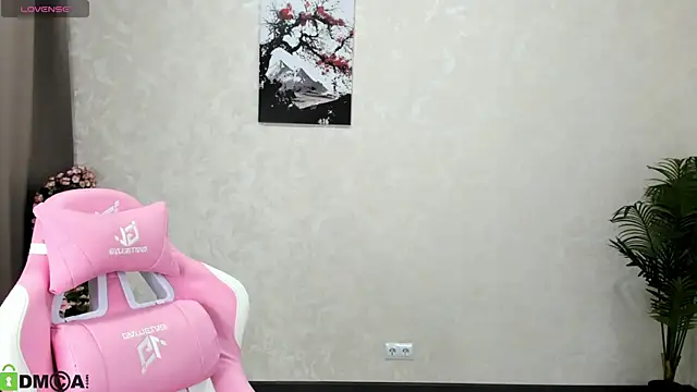 FlirtyAura online show from October 2025 12:56:02 AM