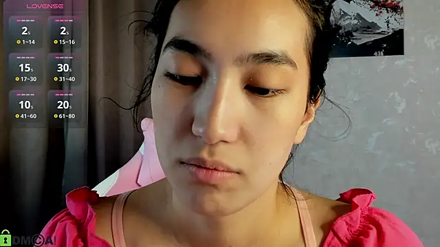 FlirtyAura online show from December 2025 03:47:01 AM