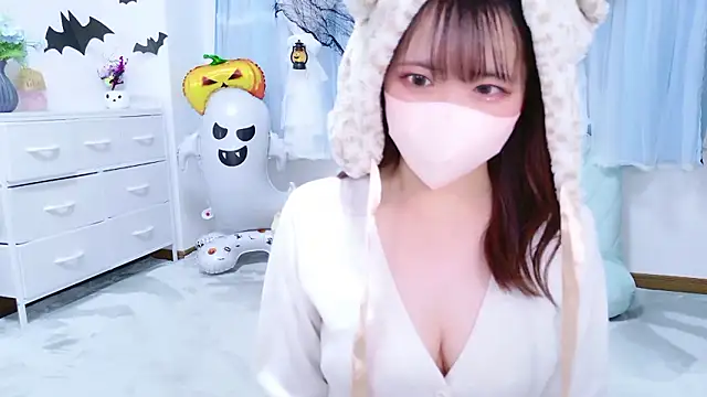 AKO o0 online show from October 2025 09:37:01 AM