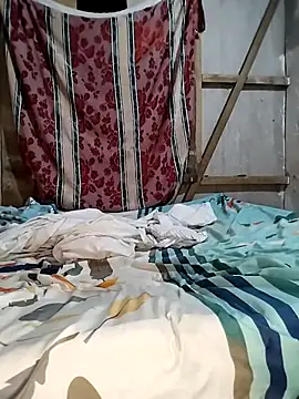 Snapshot of Kesurra chatting on February 2026 12:11:02 AM Kesurra online show from February 2026 12:11:02 AM