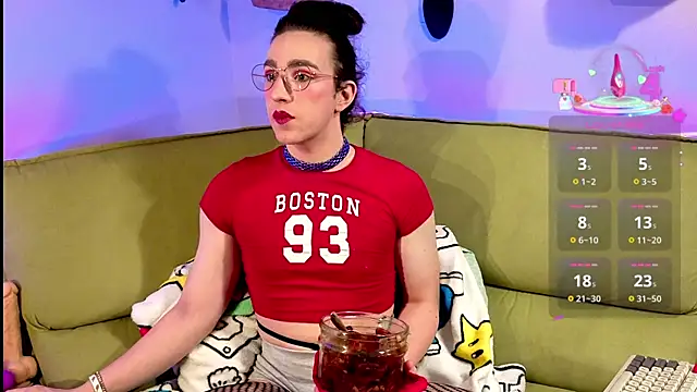 Snapshot of Zesty_Peach chatting on October 2025 01:54:02 PM Zesty Peach online show from October 2025 01:54:02 PM