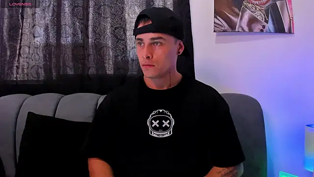 Snapshot of connorsmiith chatting on November 2025 09:48:01 PM connorsmiith online show from November 2025 09:48:01 PM