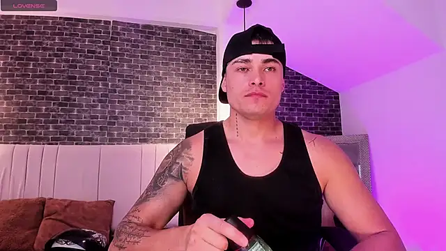 connorsmiith online show from March 2026 11:26:02 AM