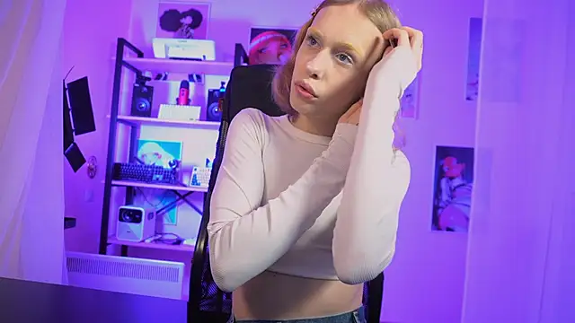 Snapshot of BarbieRichy chatting on October 2025 05:21:02 AM BarbieRichy online show from October 2025 05:21:02 AM