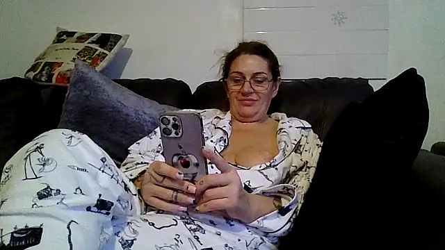 RubyyRosee online show from November 2025 10:02:02 AM