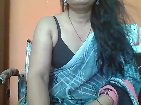 Marathi q4een01 online show from March 2026 06:18:02 AM