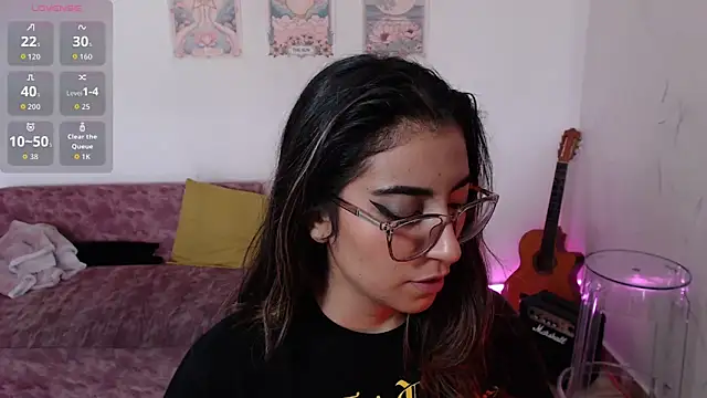 Susanahendrix online show from November 2025 06:30:01 PM