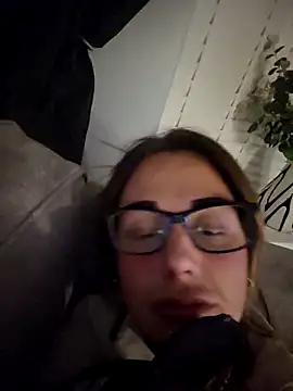 Sophrob96x online show from April 2026 01:32:01 AM