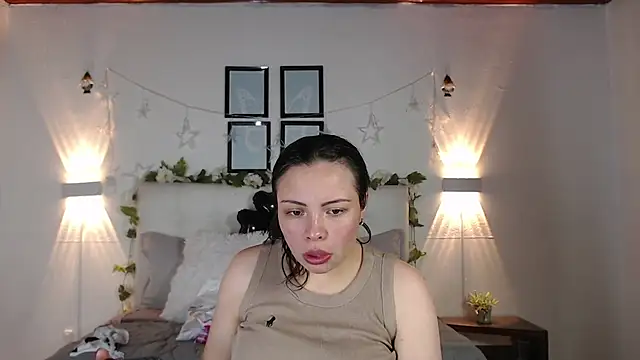 Megan 05  online show from February 2026 06:17:02 PM