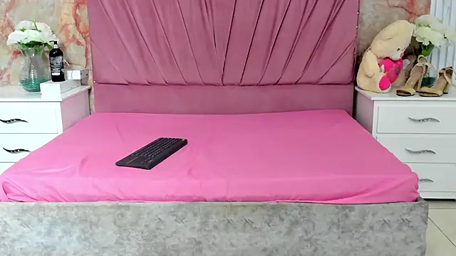 KatySweetas online show from February 2026 01:25:01 PM