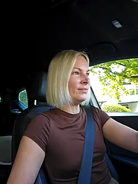 Snapshot of Sunny-Sin chatting on September 2025 09:58:01 AM Sunny-Sin online show from September 2025 09:58:01 AM