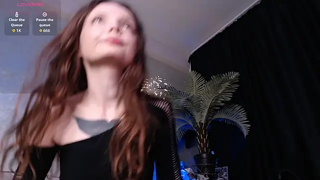 Snapshot of just_vvv chatting on February 2026 02:56:01 AM just vvv online show from February 2026 02:56:01 AM