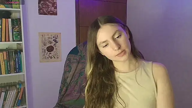 Snapshot of velvet__moon chatting on February 2026 03:15:02 AM velvet moon online show from February 2026 03:15:02 AM