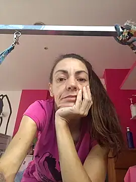 Eimikuro11 online show from October 2025 08:00:02 AM