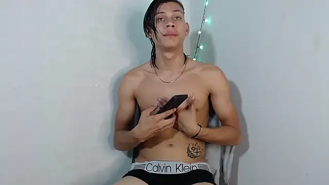 masterbrave420 online show from September 2025 04:01:01 AM