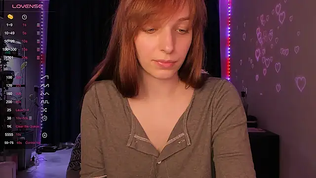 elilybby online show from February 2026 12:55:01 PM