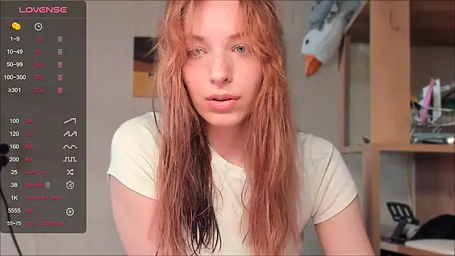 elilybby online show from April 2026 10:13:01 AM