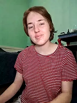 angelbliss10100 online show from October 2025 05:42:01 PM