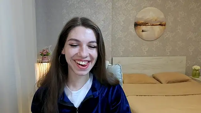 KellyShines online show from May 2026 03:17:02 PM