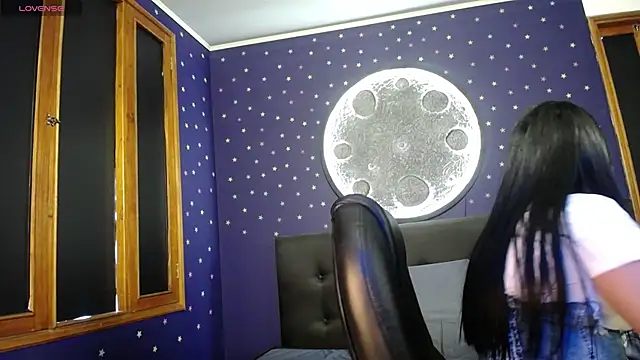 Megara 25 online show from April 2026 05:29:01 PM