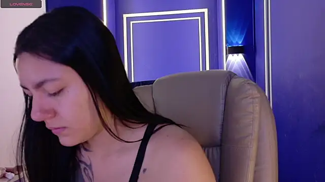 Megara 25 online show from May 2026 01:39:01 PM