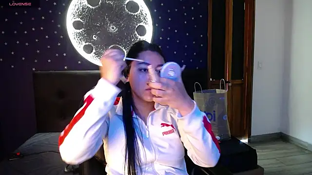 Megara 25 online show from May 2026 01:17:02 PM