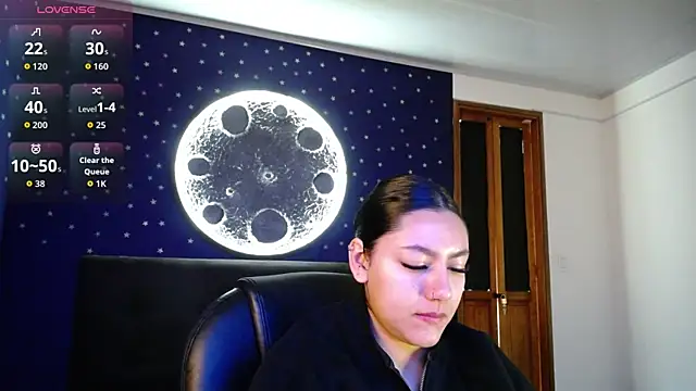 Megara 25 online show from June 2026 03:24:02 PM