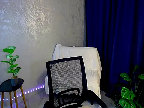 arlana klart online show from November 2025 01:26:01 AM