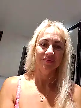 KissMiSveet online show from September 2025 05:10:02 AM