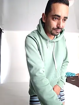 Snapshot of stivenlujan69 chatting on November 2025 01:28:02 PM stivenlujan69 online show from November 2025 01:28:02 PM