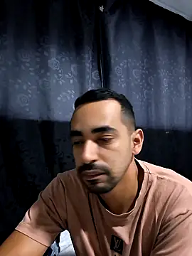 Snapshot of stivenlujan69 chatting on December 2025 11:01:02 PM stivenlujan69 online show from December 2025 11:01:02 PM